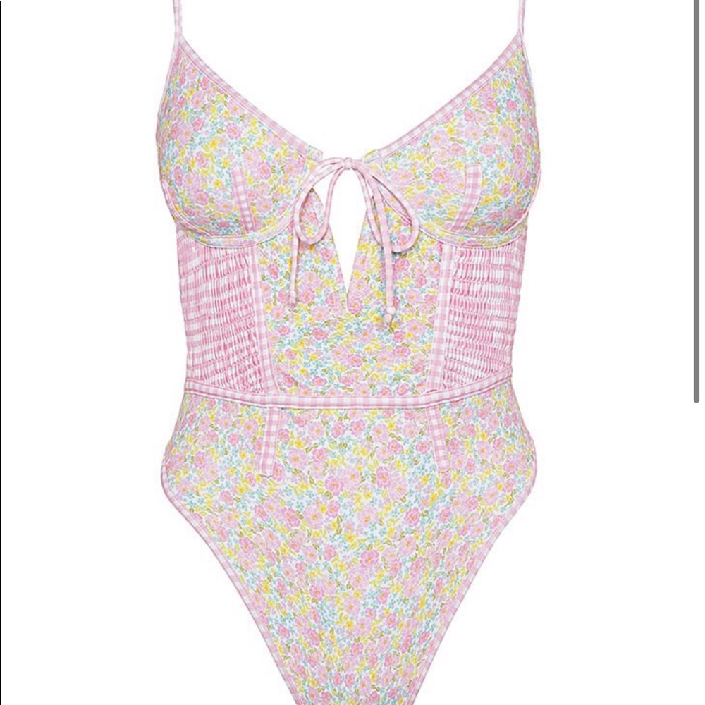 For love and lemons one piece